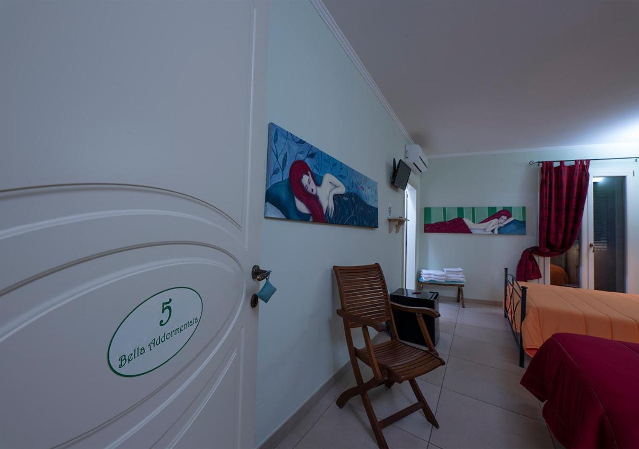 Adua Art Panzió Castrignano del Capo Kültér fotó